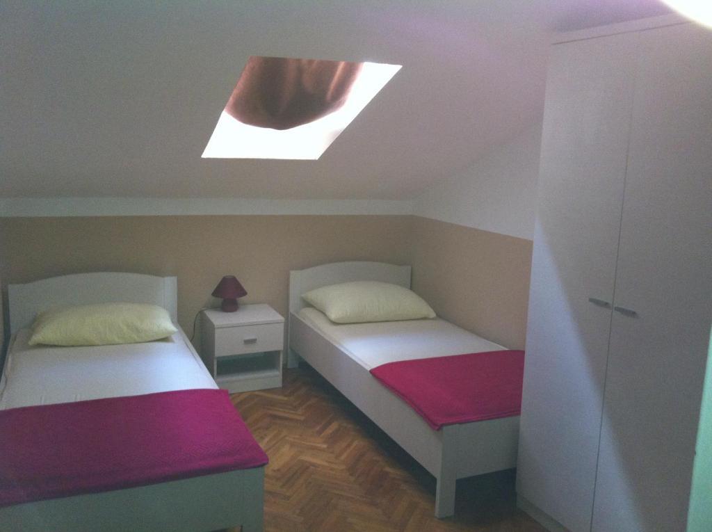 Apartments Husanovic Mokosica Bilik gambar