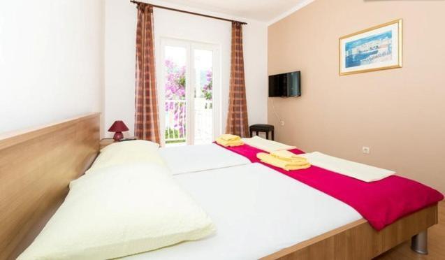 Apartments Husanovic Mokosica Bilik gambar