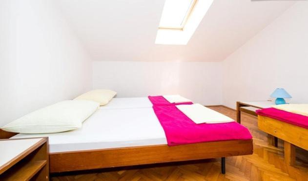 Apartments Husanovic Mokosica Bilik gambar