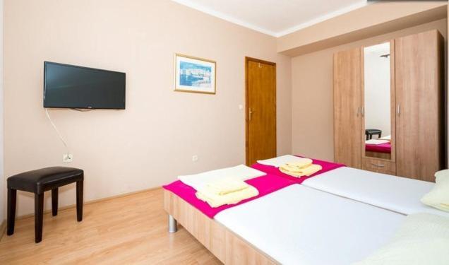 Apartments Husanovic Mokosica Bilik gambar